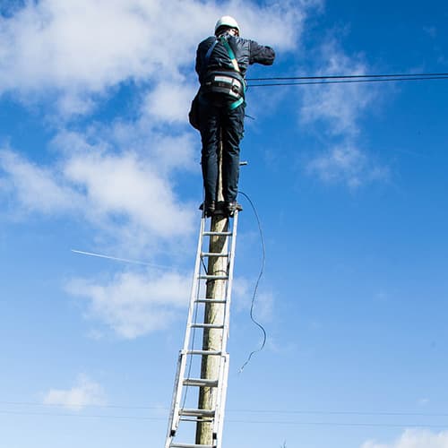 workplace-safety-ladders-lifts