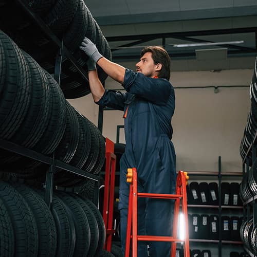 workplace-safety-ladders-lifts